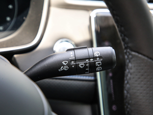 2020PLUS 300TGI ԄAliŞ п؅^