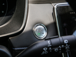 2020PLUS 300TGI ԄAliŞ п؅^