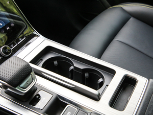 2020PLUS 300TGI ԄAlis п؅^