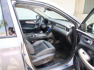 2020PLUS 300TGI ԄAlis п؅^(q)