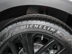 2020PLUS 300TGI ԄAlis ݆̥Ʒ