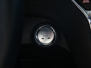 2019PLUS 50T 4GsҫA п؅^