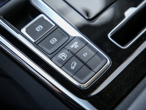 2020500PHEV œ п؅^