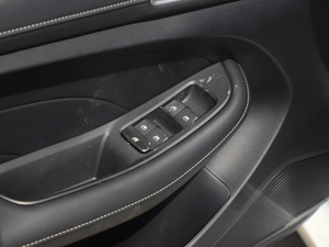 20201.5L քI {܇ƅ^(q)	