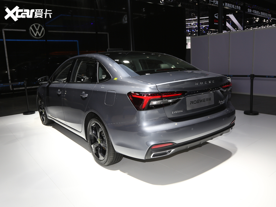 2020si6 MAX 300TGI ԄˬĻ{Supreme