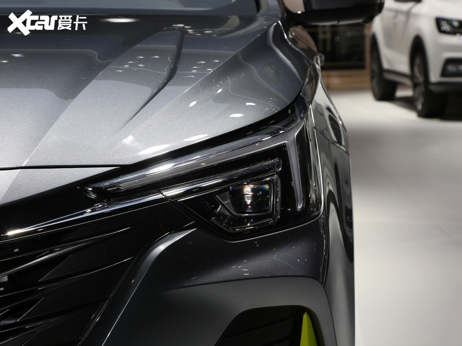 2020si6 MAX 300TGI ԄˬĻ{Supreme