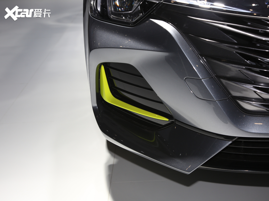 2020si6 MAX 300TGI ԄˬĻ{Supreme