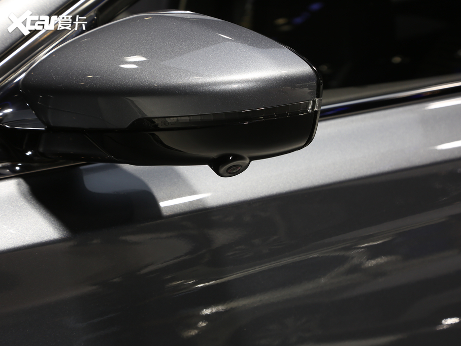 2020si6 MAX 300TGI ԄˬĻ{Supreme