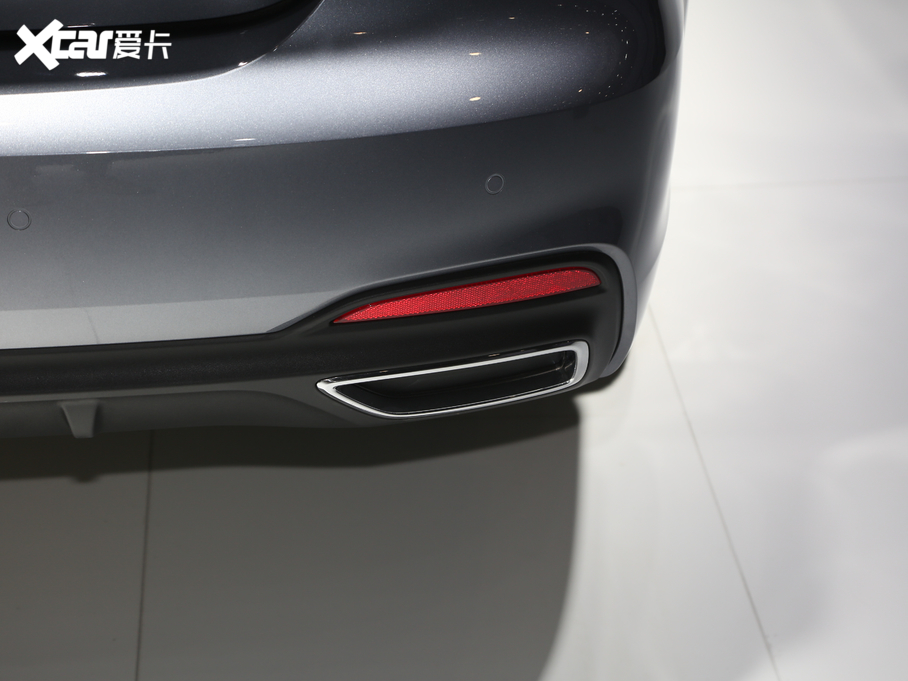 2020si6 MAX 300TGI ԄˬĻ{Supreme