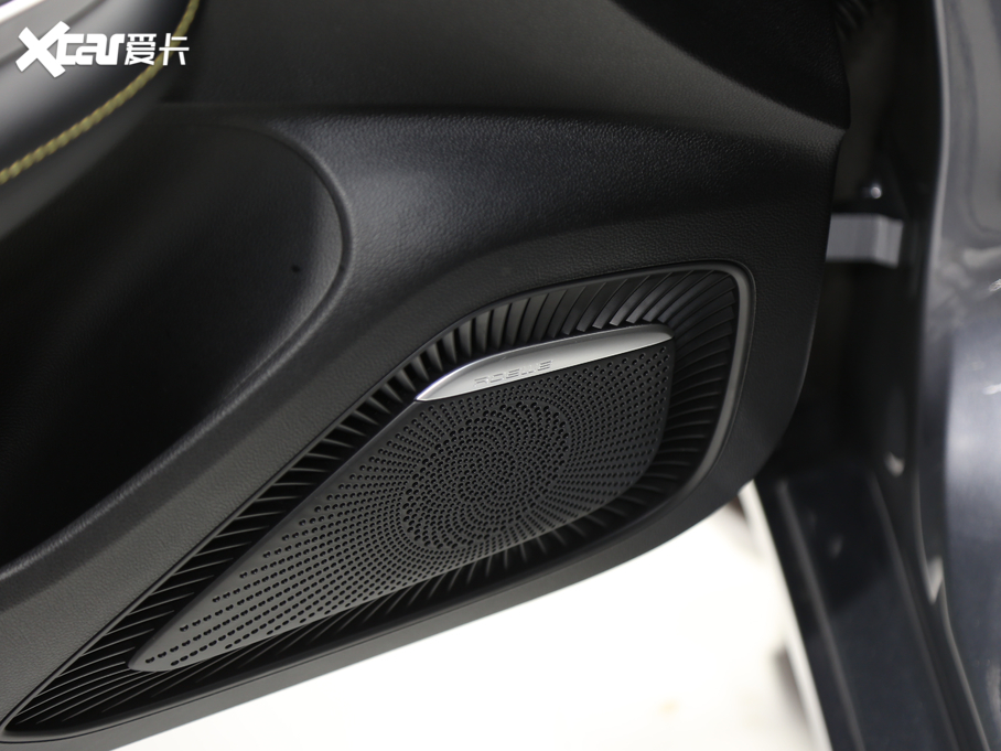 2020si6 MAX 300TGI ԄˬĻ{Supreme