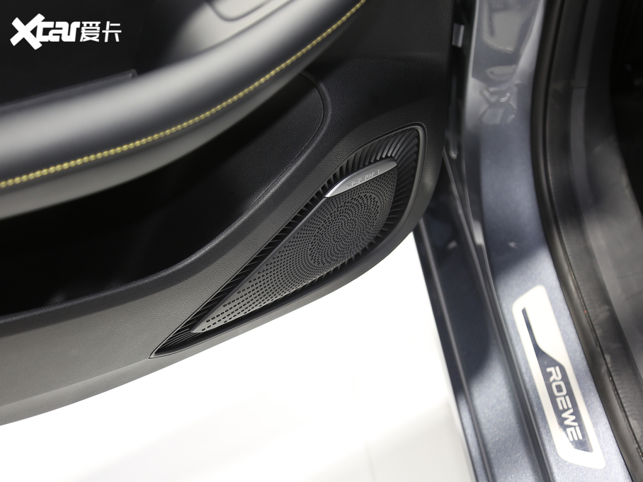 2020si6 MAX 300TGI ԄˬĻ{Supreme