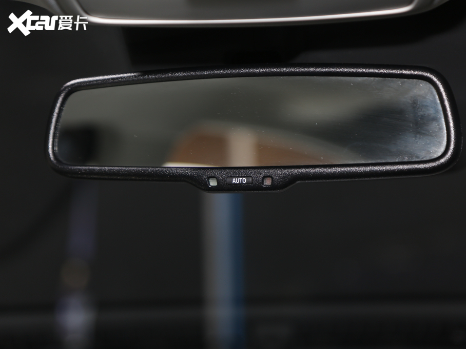 2020si6 MAX 300TGI ԄˬĻ{Supreme