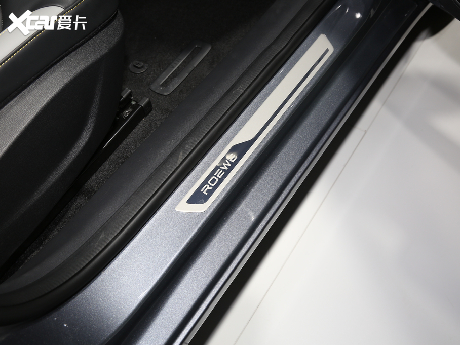 2020si6 MAX 300TGI ԄˬĻ{Supreme