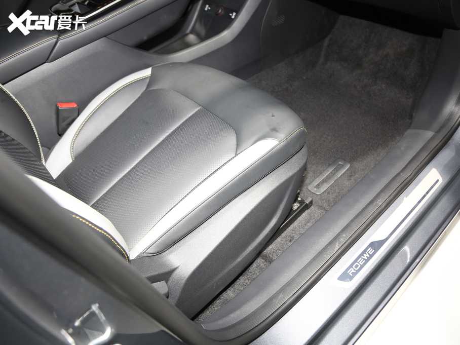 2020si6 MAX 300TGI ԄˬĻ{Supreme