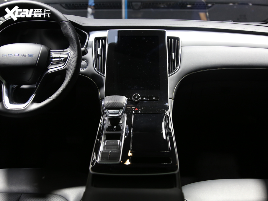 2020si6 MAX 300TGI ԄˬĻ{Supreme