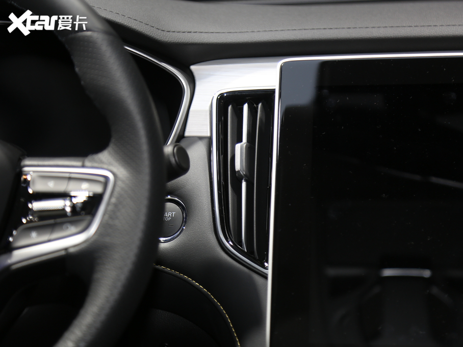 2020si6 MAX 300TGI ԄˬĻ{Supreme