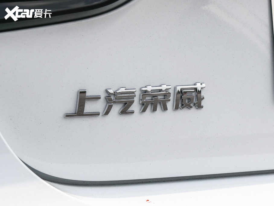 2020si6 MAX 300TGI ԄˬĻ{Supreme