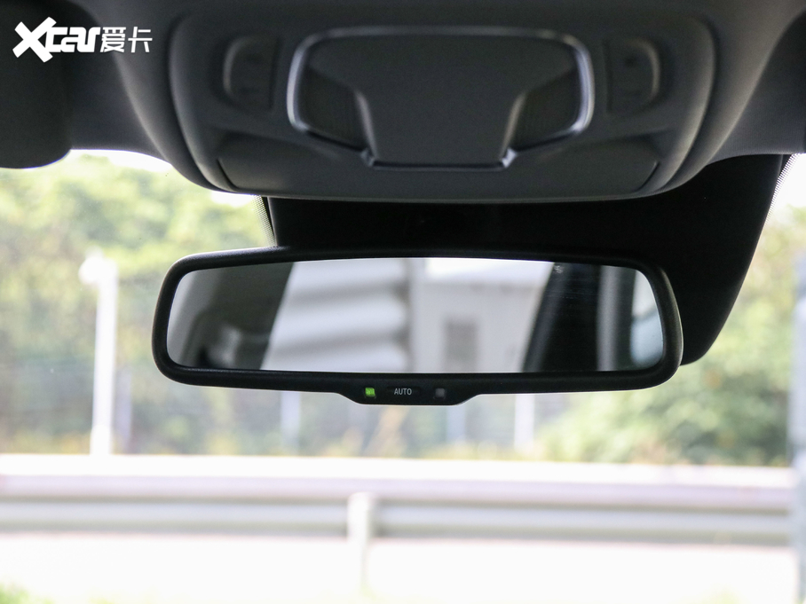 2020si6 MAX 300TGI ԄˬĻ{Supreme