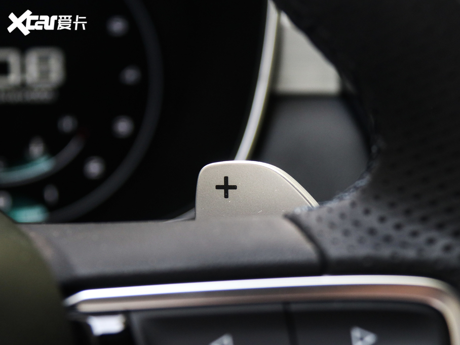 2020si6 MAX 300TGI ԄˬĻ{Supreme