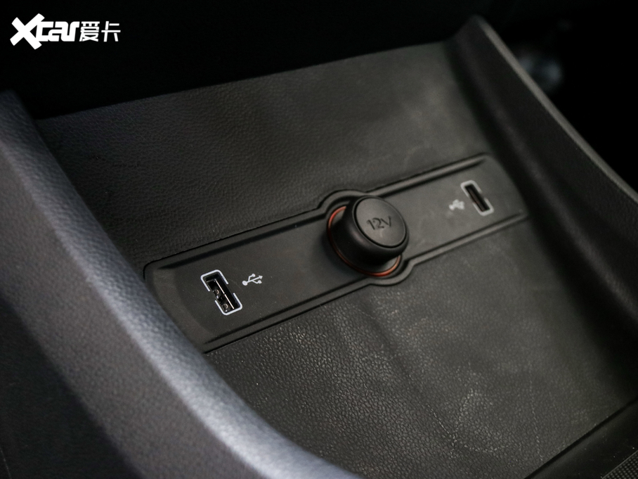 2020si6 MAX 300TGI ԄˬĻ{Supreme