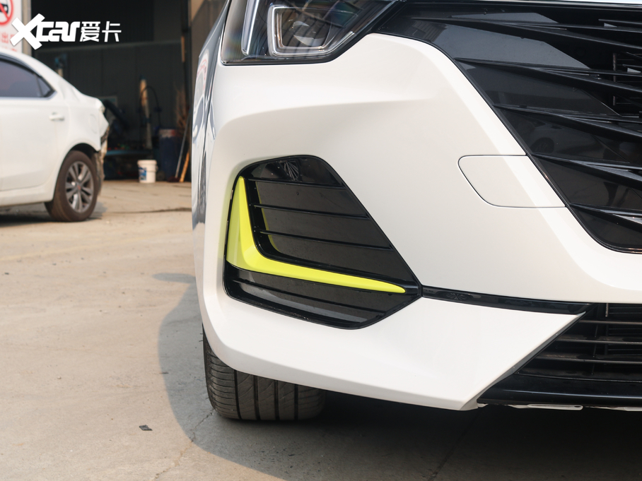 2020si6 MAX 300TGI Ԅ(dng)ˬ{