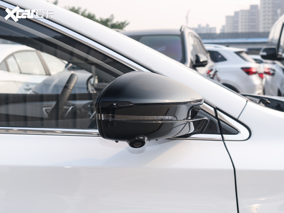 2020si6 MAX 300TGI Ԅ(dng)ˬ{