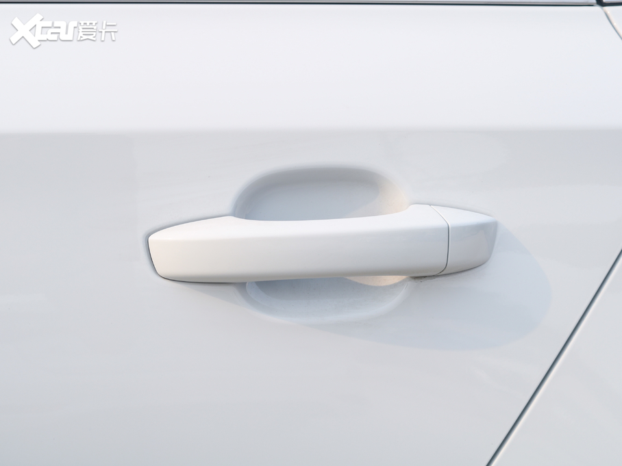 2020si6 MAX 300TGI Ԅ(dng)ˬ{