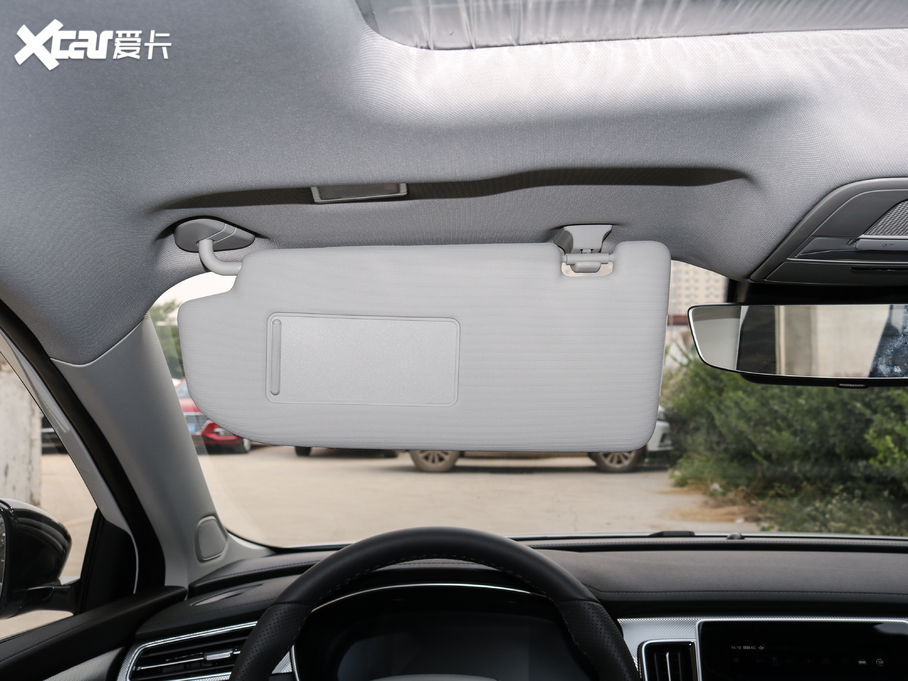 2020si6 MAX 300TGI Ԅ(dng)ˬ{