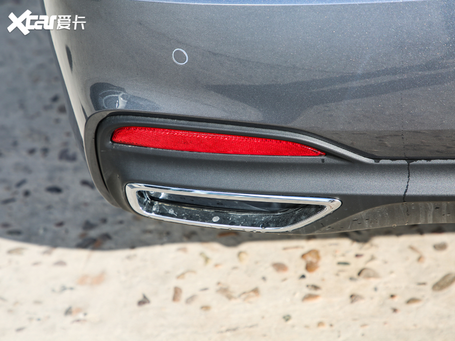 2020si6 MAX 300TGI ԄˬĻ{Supreme