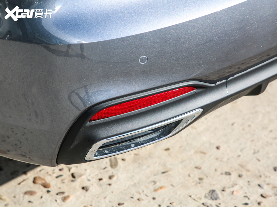 2020si6 MAX 300TGI ԄˬĻ{Supreme