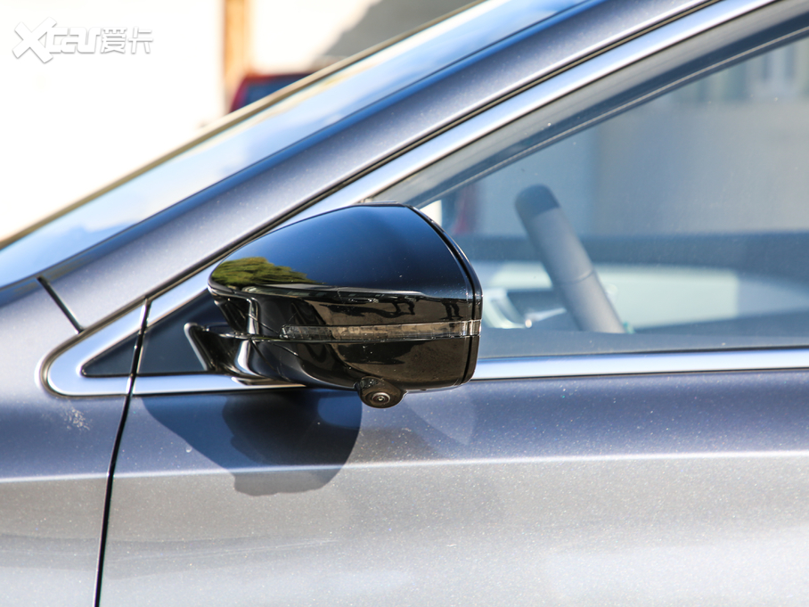 2020si6 MAX 300TGI ԄˬĻ{Supreme