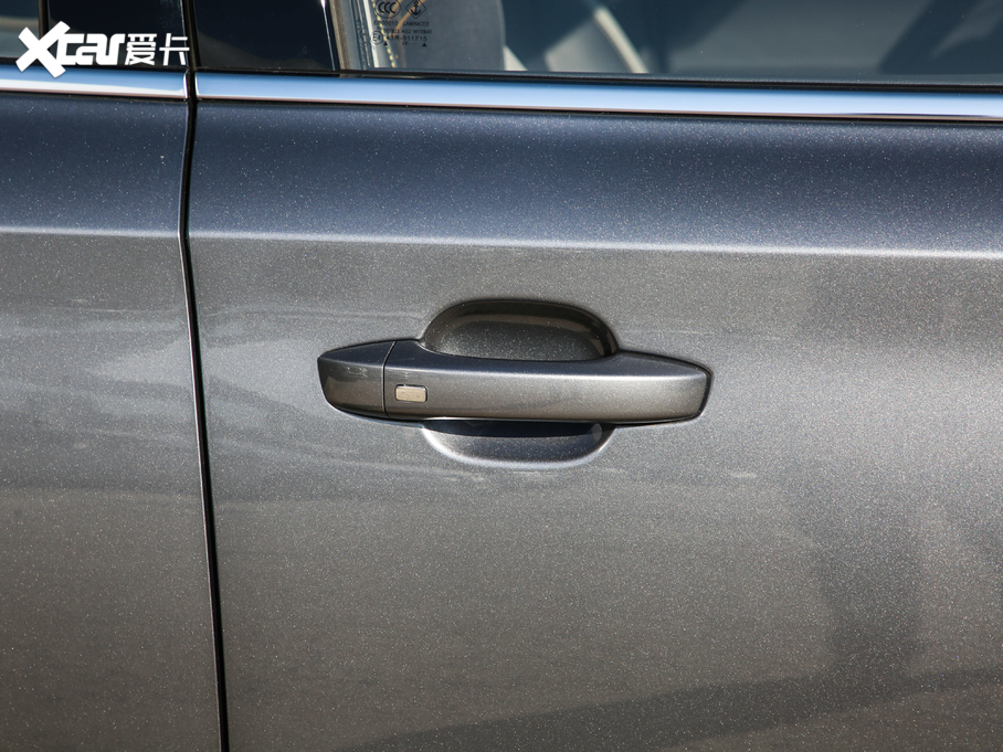 2020si6 MAX 300TGI ԄˬĻ{Supreme