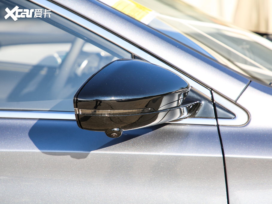 2020si6 MAX 300TGI ԄˬĻ{Supreme