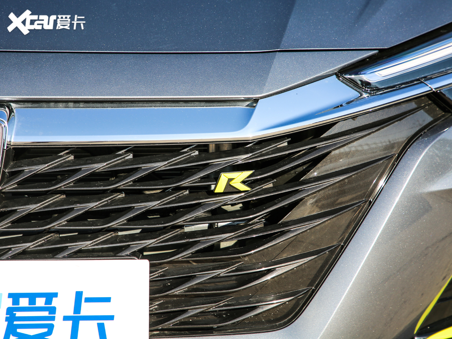 2020si6 MAX 300TGI ԄˬĻ{Supreme