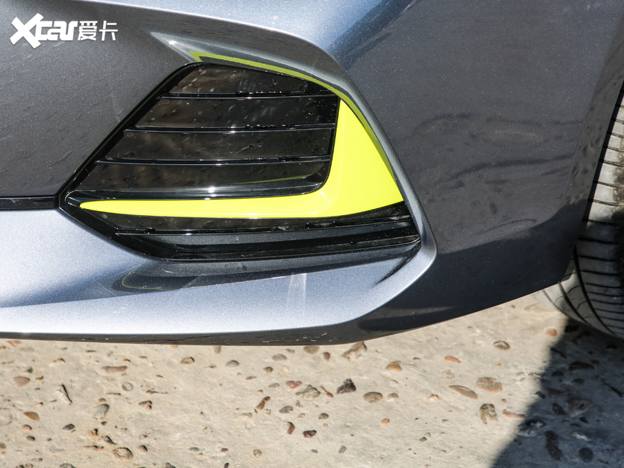 2020si6 MAX 300TGI ԄˬĻ{Supreme