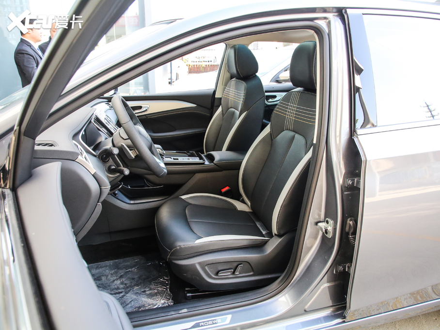 2020si6 MAX 300TGI ԄˬĻ{Supreme