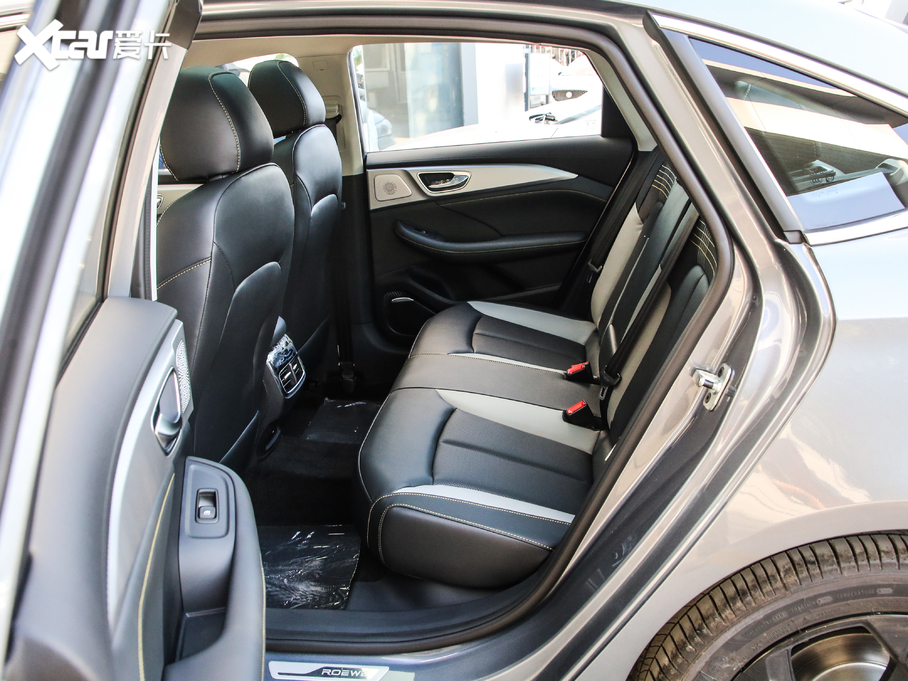 2020si6 MAX 300TGI ԄˬĻ{Supreme