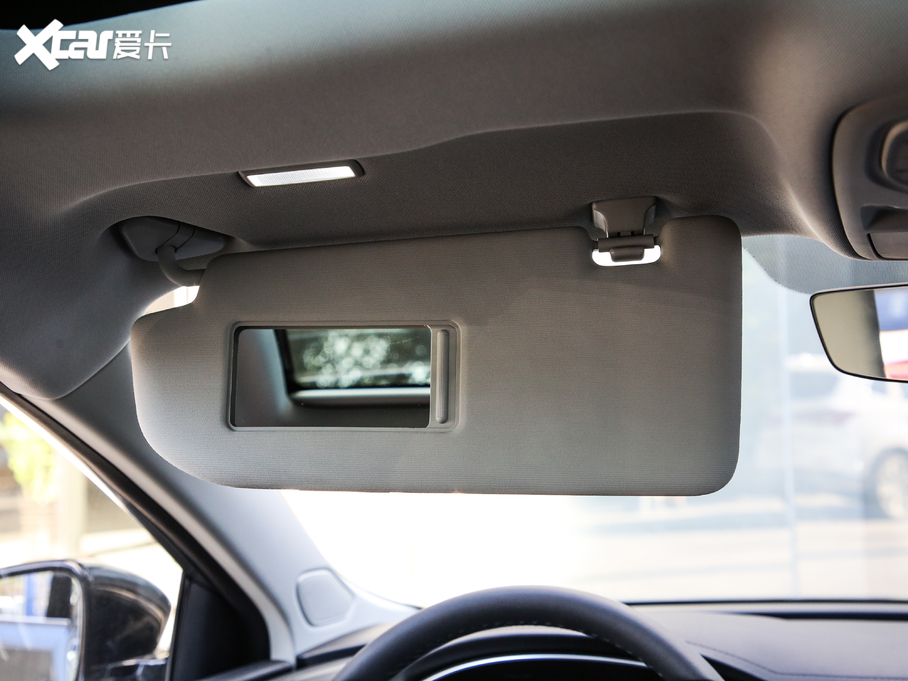 2020si6 MAX 300TGI ԄˬĻ{Supreme