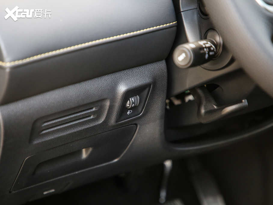 2020si6 MAX 300TGI ԄˬĻ{Supreme