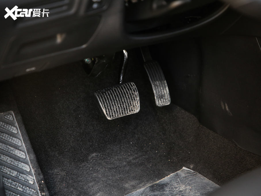 2020si6 MAX 300TGI ԄˬĻ{Supreme