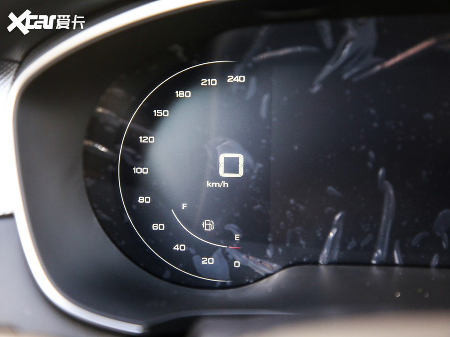 2020si6 MAX 300TGI Ԅ(dng)ˬĻ{Supreme