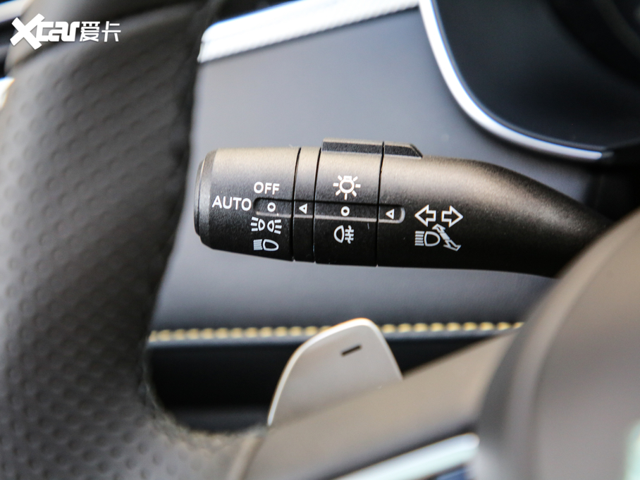 2020si6 MAX 300TGI ԄˬĻ{Supreme