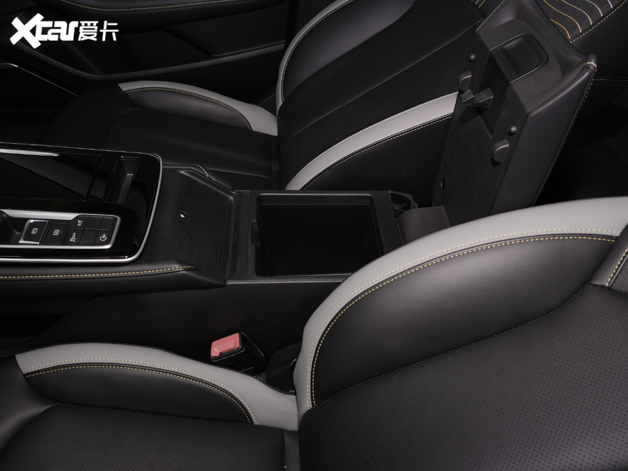 2020si6 MAX 300TGI ԄˬĻ