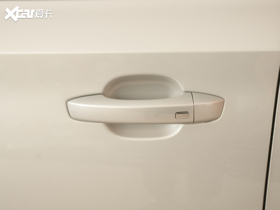 2020si6 MAX 300TGI Ԅ(dng)ˬ