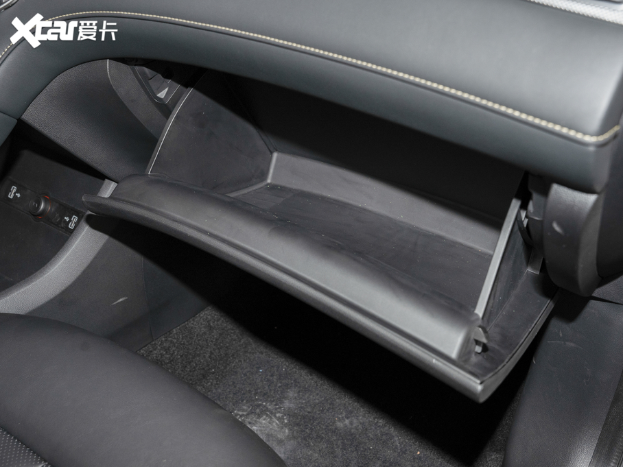 2020si6 MAX 300TGI Ԅ(dng)ˬ