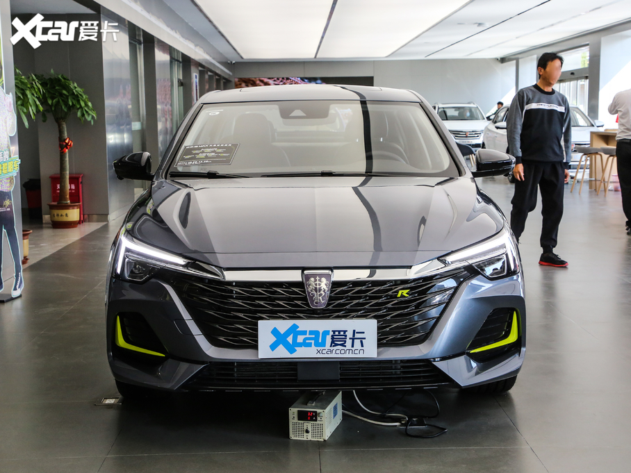 2020si6 MAX 300TGI Ԅ(dng)ˬ{