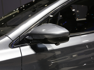 2020300TGI ԄˬĻ{Supreme ^