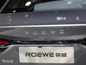 2020300TGI ԄˬĻ{Supreme ^