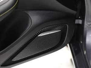 2020300TGI ԄˬĻ{Supreme g