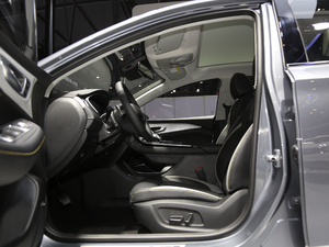 2020300TGI ԄˬĻ{Supreme g